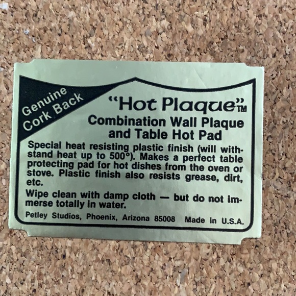 Las Vegas Souvenir “Hot Plaque” FLAMINGO HILTON & BARBARY COAST -Las Vegas Blvd - Picture 3 of 4